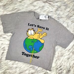 NWT Garfield “Let’s Save It Together” crop